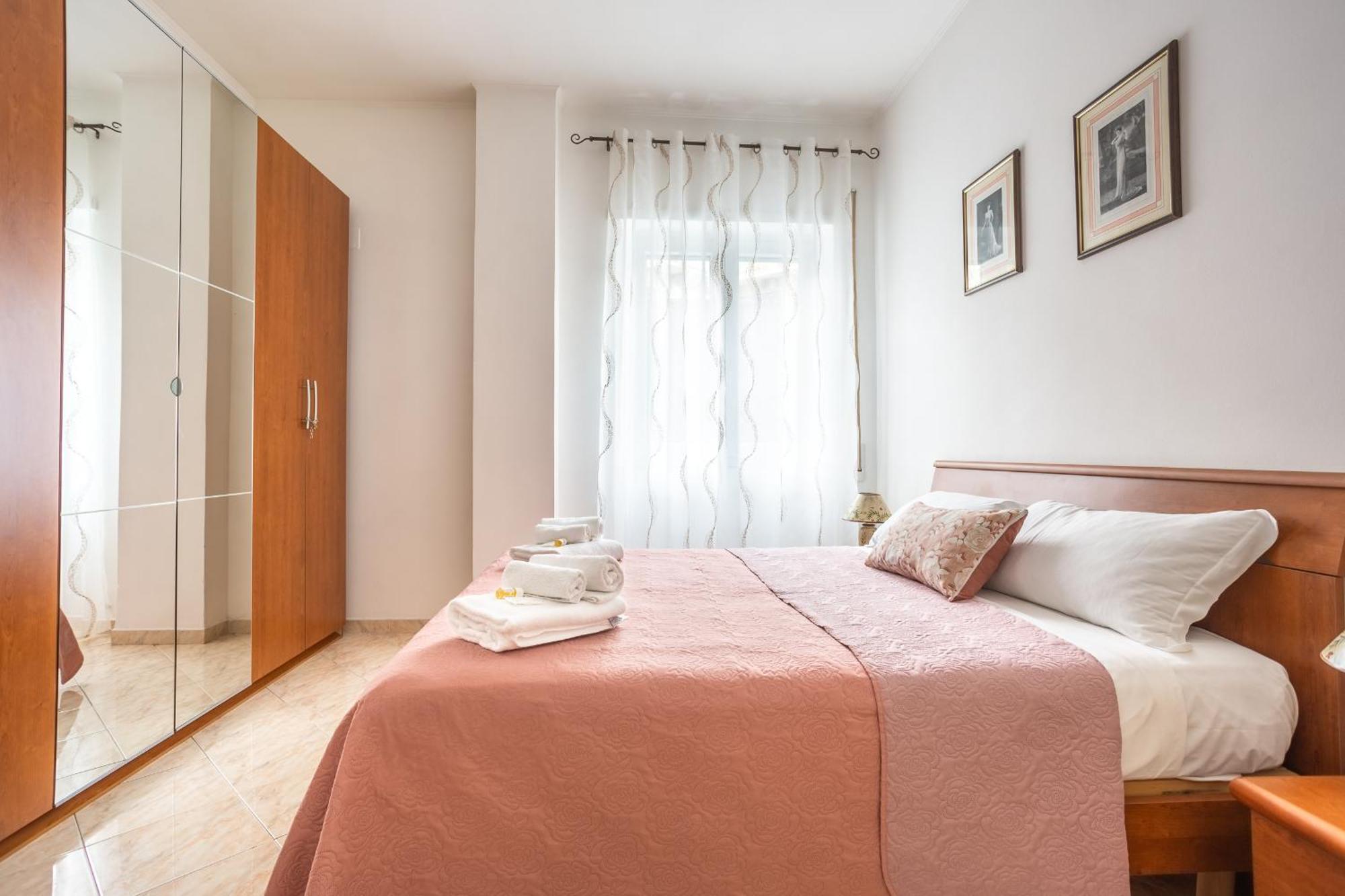 Portside Aparthotel Rzym Zewnętrze zdjęcie