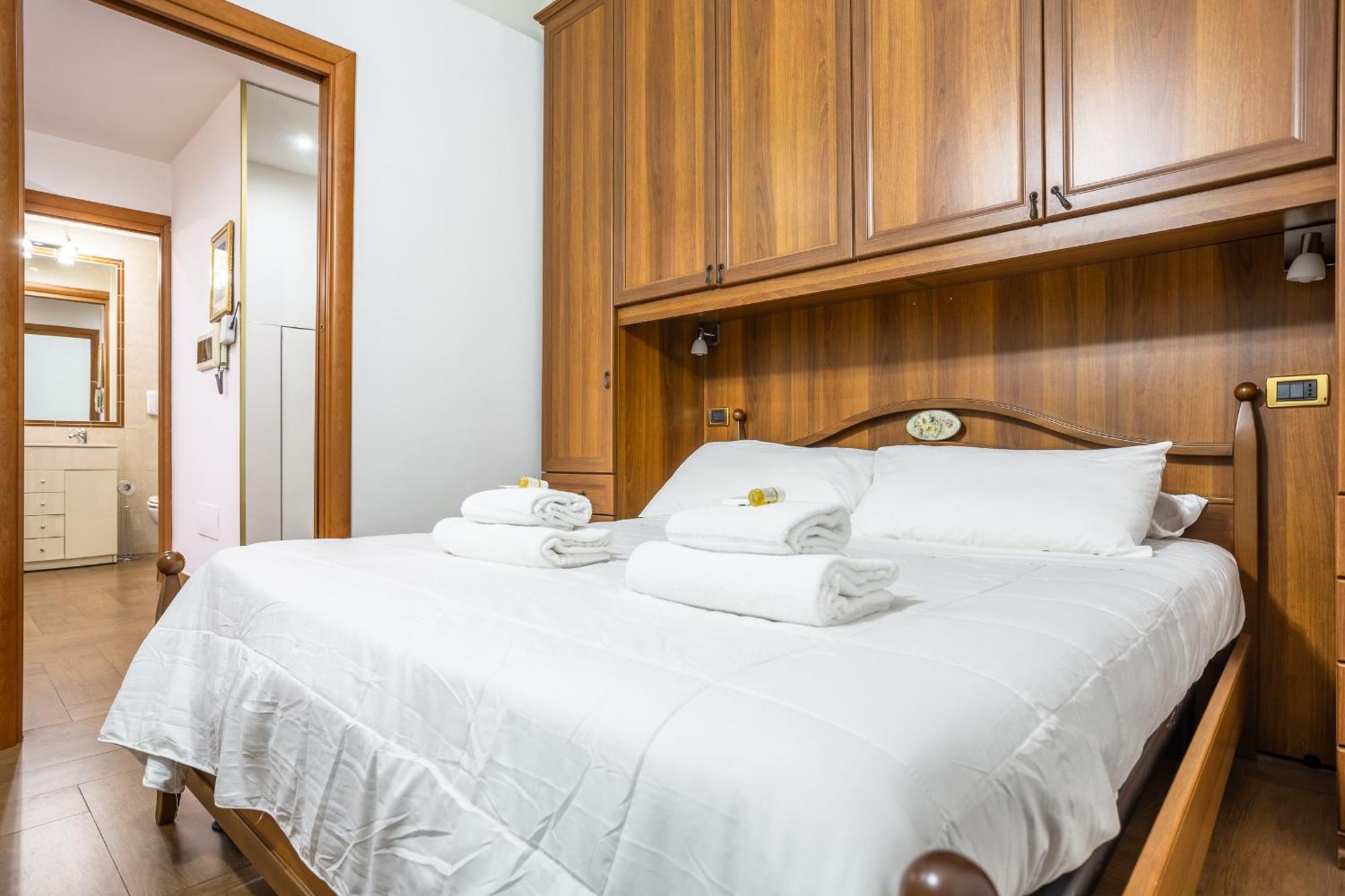 Portside Aparthotel Rzym Zewnętrze zdjęcie